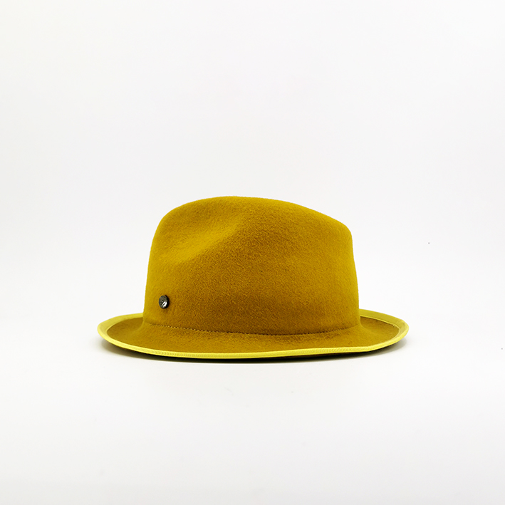 chapeau-jaune-256vgt-1.jpg